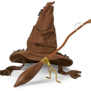 NWT American Girl Sorting Hat & Nimbus 2000 for 18-inch Dolls